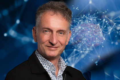 251024_Hamker_900x600