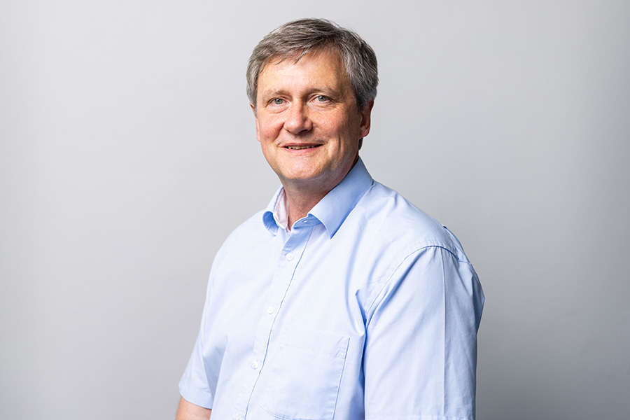 251213_Mueller_900x600