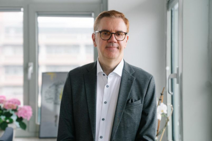 260226 Klaes 900x600